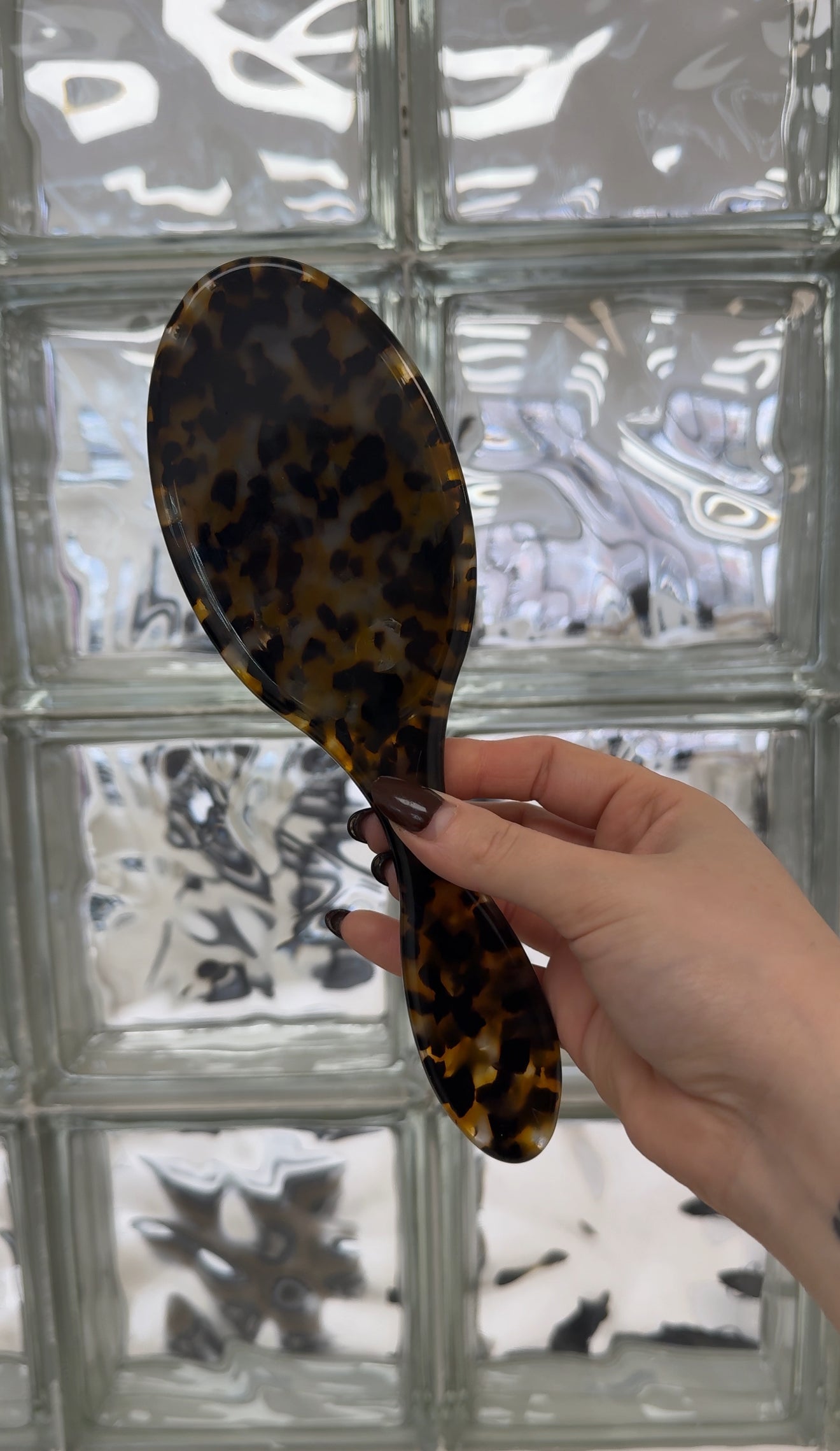 Brosse démêlante tige de nylon